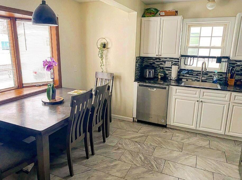 Adorable&Cozy Suburban Home Mins From Dwtn/Airport Rochester Exterior photo